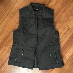 Thin Puffy Vest - Dark Brown - NWT